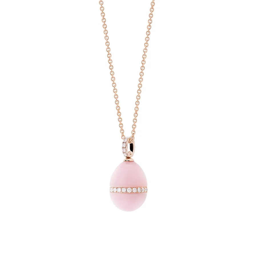 Colgante huevo Forever de Fabergé en ópalo rosa con su cadena forzada de oro rosa de 50 cm